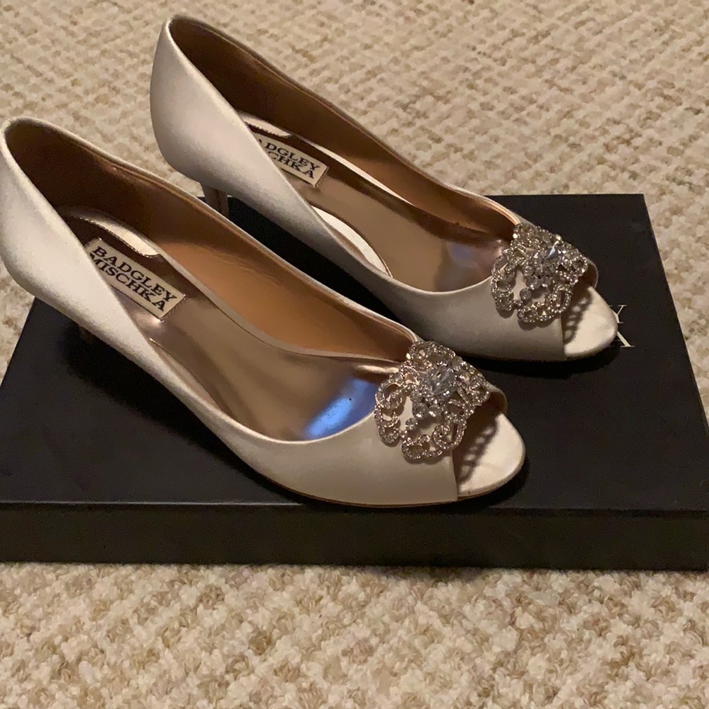 Badgley Mischka Sensation Shoe